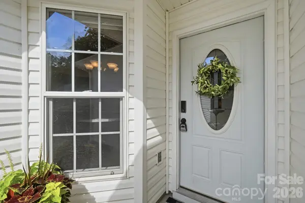 212 Chestnut AVE, Tega Cay, SC 29708
