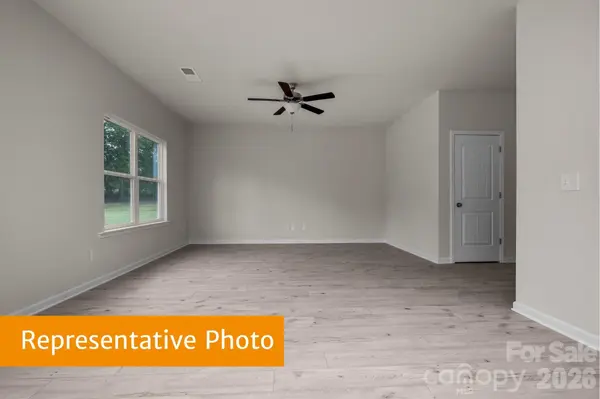 4031 Ruth Creek CT, Charlotte, NC 28216