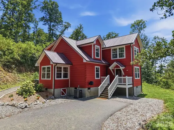 17 Northside DR, Asheville, NC 28804