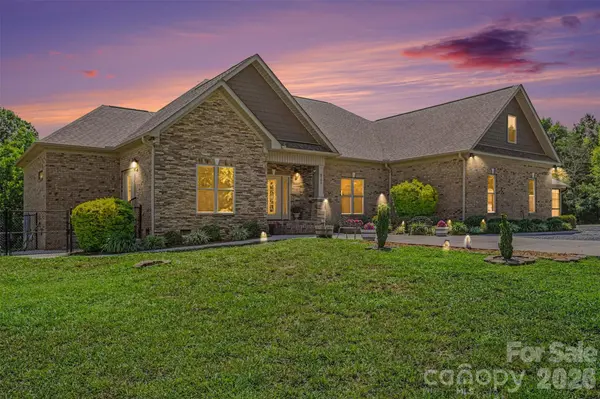 5702 Army RD, Marshville, NC 28103