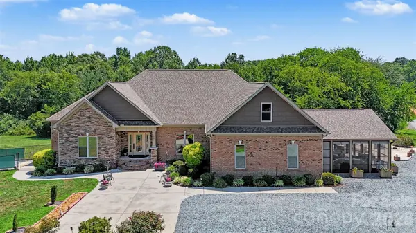 5702 Army RD, Marshville, NC 28103