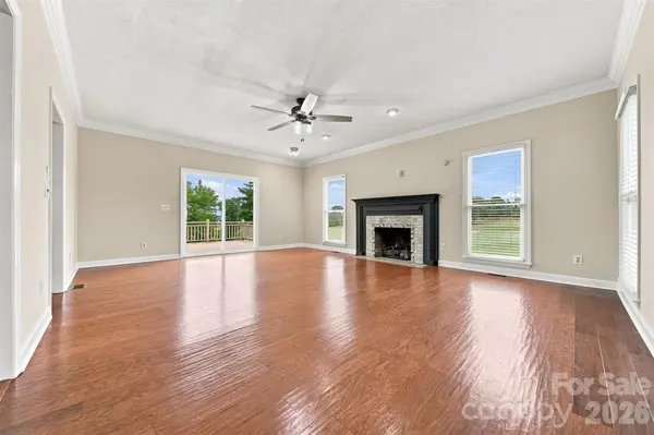 18 Meandering WAY, Granite Falls, NC 28630