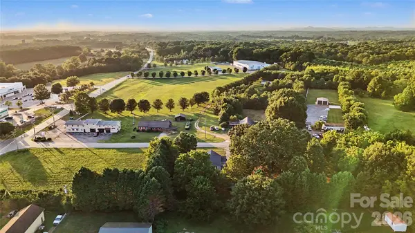 1229 Island Ford RD, Statesville, NC 28625