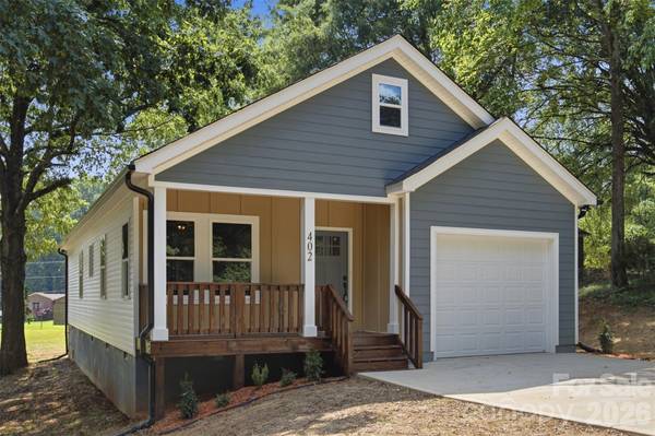402 Brookwood AVE, Cherryville, NC 28021