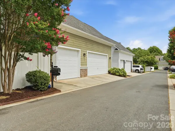929 Gardenia ST, Fort Mill, SC 29708