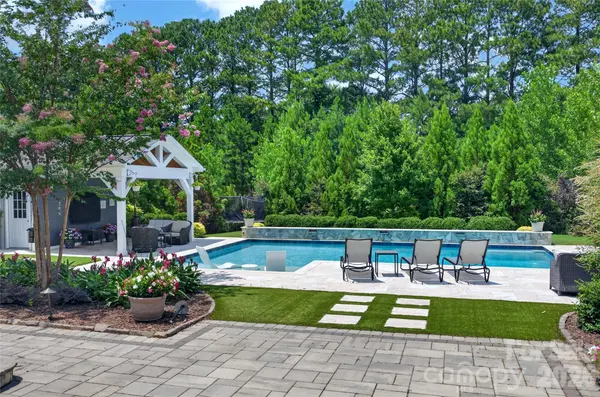 5110 Harwich CIR, Matthews, NC 28104