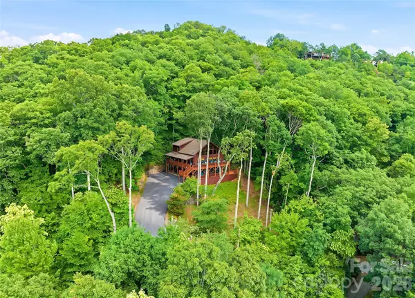 582 Tsalagi TRL, Maggie Valley, NC 28751