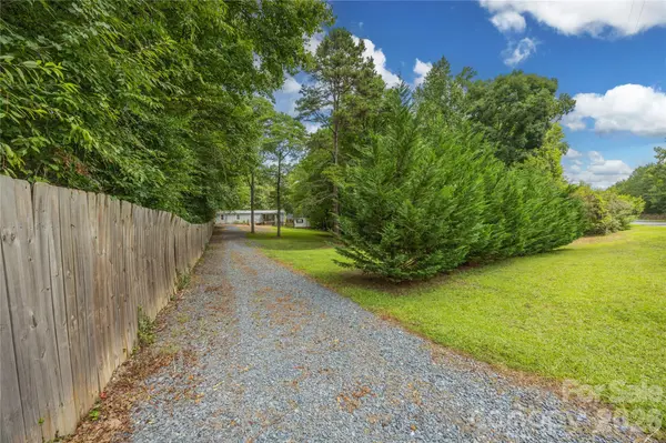 703 Chapel Hill Church RD, Denton, NC 27239