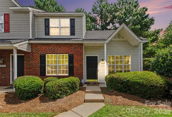 10030 Pergola View CT, Charlotte, NC 28213