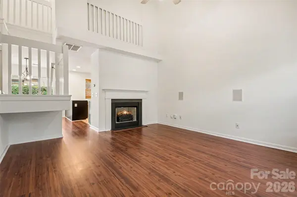 10030 Pergola View CT, Charlotte, NC 28213