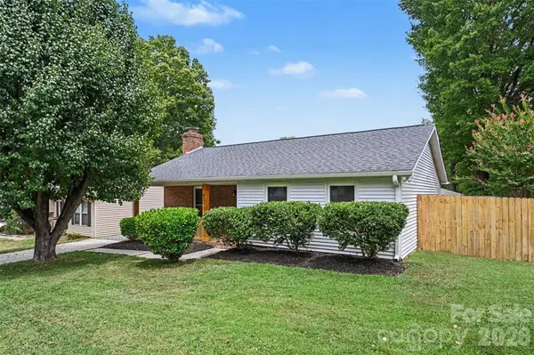 6511 Misty Morning DR, Charlotte, NC 28212