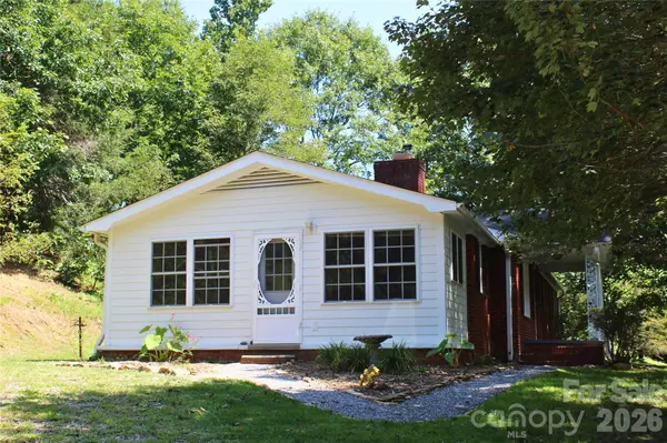 2838 Seven Mile Ridge RD, Burnsville, NC 28714