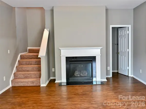 7404 Loyalist ST, Charlotte, NC 28216