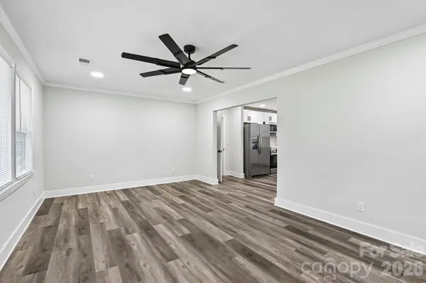 4022 Southgate DR, Charlotte, NC 28205