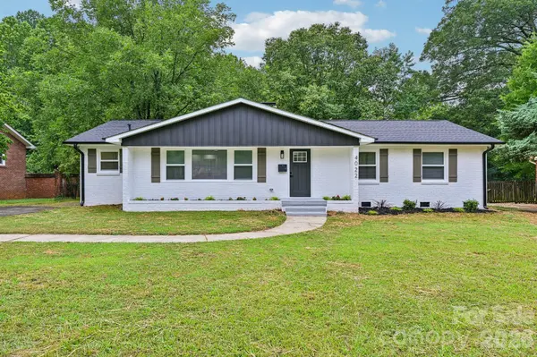 4022 Southgate DR, Charlotte, NC 28205