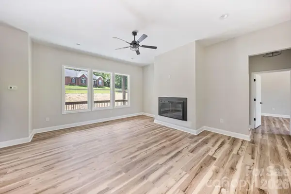 140 Ridgeline DR, Salisbury, NC 28146