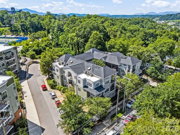64 Clingman AVE #101, Asheville, NC 28801