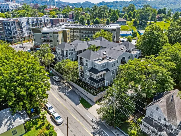 64 Clingman AVE #101, Asheville, NC 28801