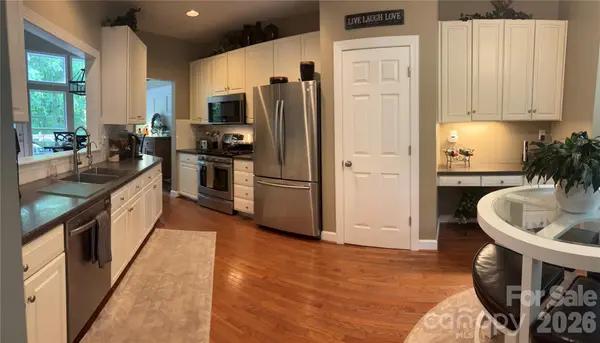 6116 Robley Tate CT, Charlotte, NC 28270