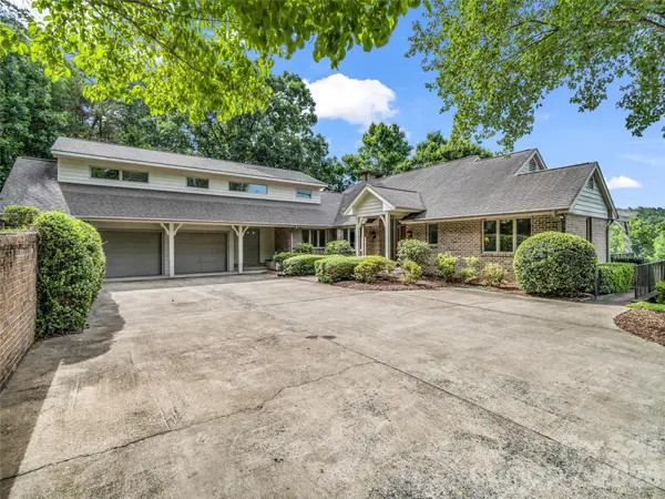 1870 Palmer RD, Mill Spring, NC 28756
