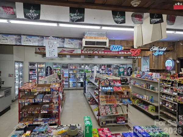 2700 226 HWY S, Marion, NC 28752