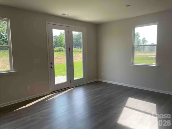 8010 Foxcroft DR, Monroe, NC 28110