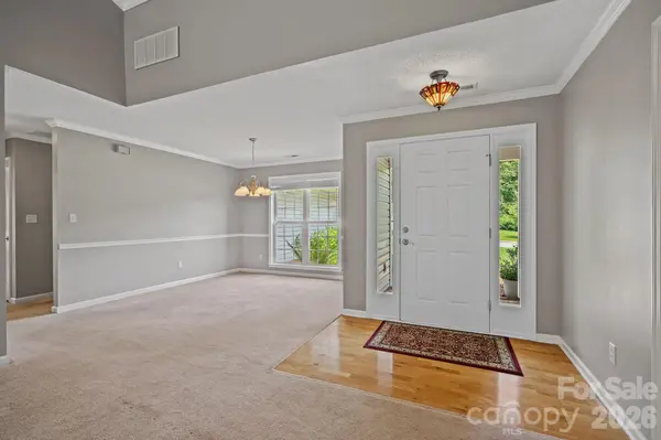 200 Planters Creek RD, Fletcher, NC 28732