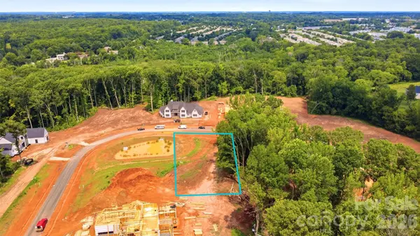 1025 Maxwell CT, Waxhaw, NC 28173