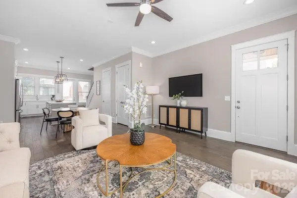 2728 Kilgo WAY, Charlotte, NC 28205