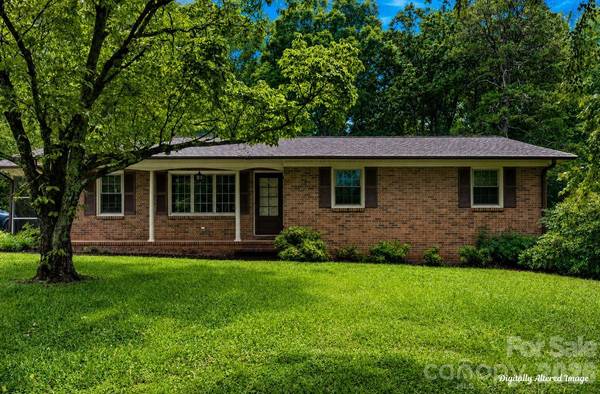 153 Shady LN, Advance, NC 27006