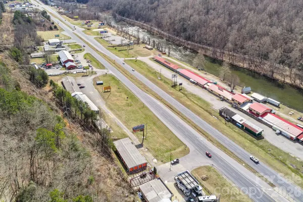 5262-5264 US 74 HWY W, Whittier, NC 28789