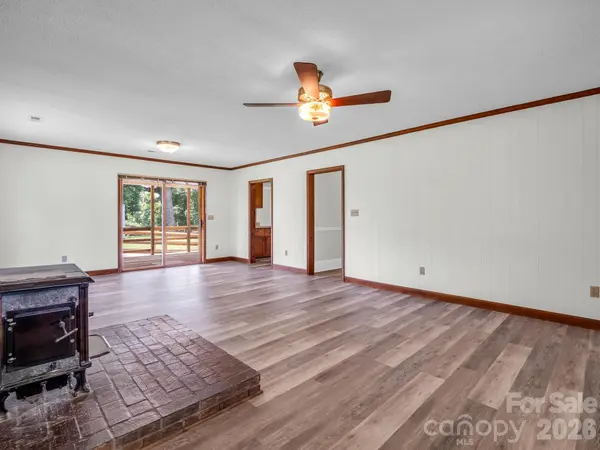 132 Valleyview DR, Forest City, NC 28043