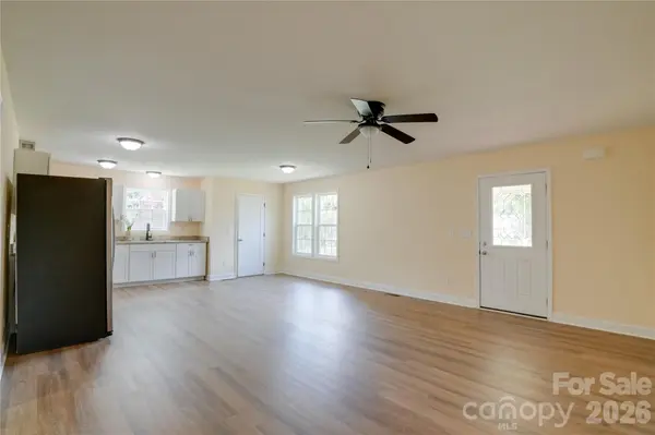 389 Michaels RD, Mocksville, NC 27028