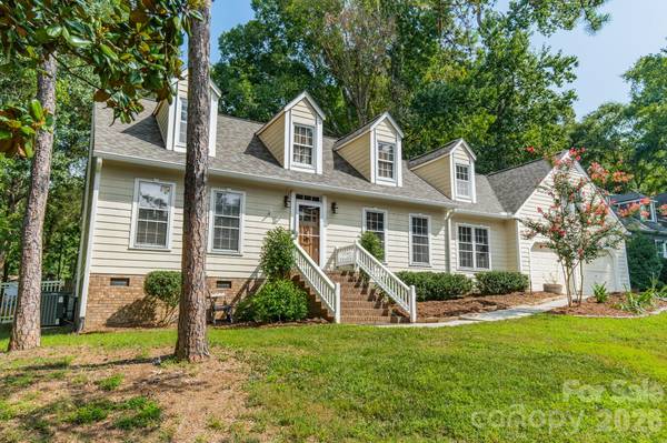 5815 Chapel Creek CT, Charlotte, NC 28226