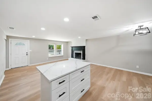 8114 Holly Hill RD, Charlotte, NC 28227