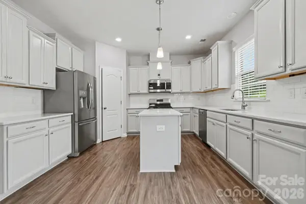 16846 Cozy Cove RD, Charlotte, NC 28278
