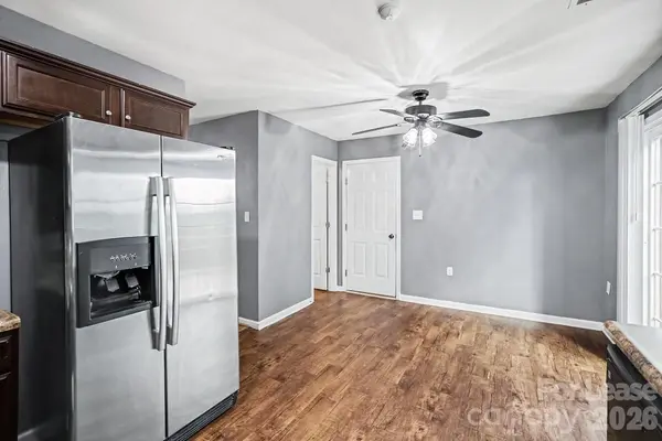4937 Broad Leaf CT, Dallas, NC 28034