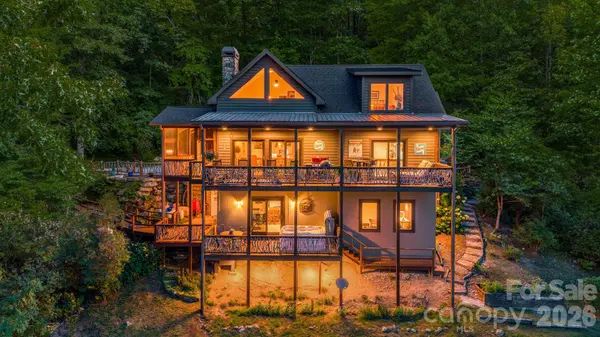 138 Bear Paw DR, Brevard, NC 28712