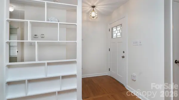 5209 Birchbark LN, Charlotte, NC 28227