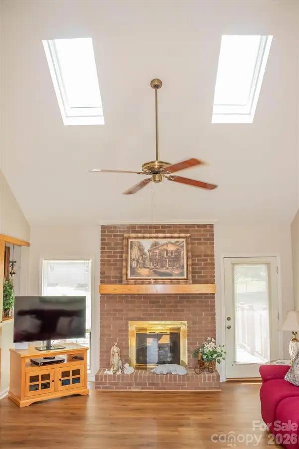 220 Sherwood DR #22, Taylorsville, NC 28681