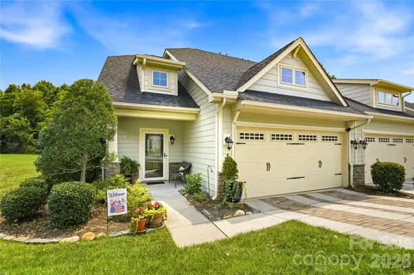 192 Aztec CIR, Mooresville, NC 28117