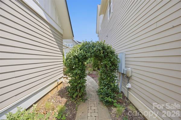 743 Waterscape CT, Rock Hill, SC 29730
