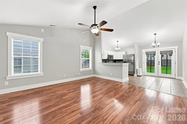 5519 Mt Mansfield RD, Charlotte, NC 28278