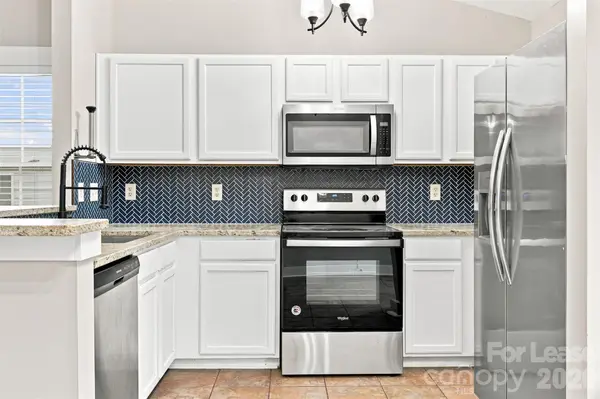 5519 Mt Mansfield RD, Charlotte, NC 28278