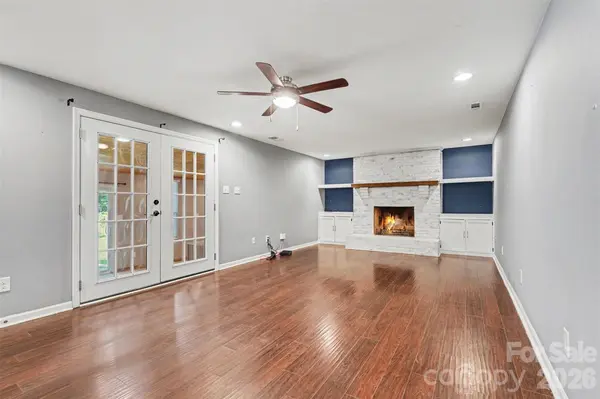 10724 Downpatrick PL, Charlotte, NC 28262