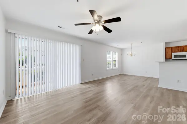 3965 Mohawk CT, Charlotte, NC 28215