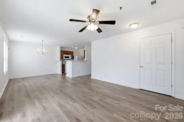 3965 Mohawk CT, Charlotte, NC 28215