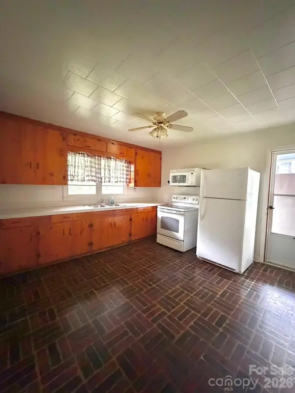 1132 S Rutherford ST, Blacksburg, SC 29702