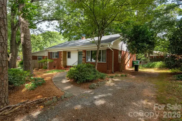 2911 Enfield RD, Charlotte, NC 28205