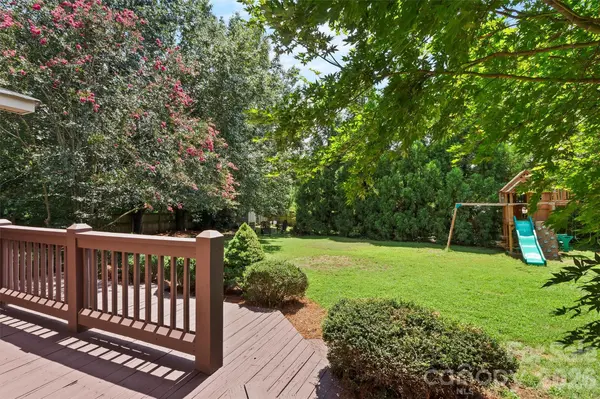 8601 Middleton CIR, Harrisburg, NC 28075